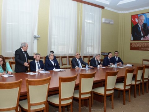 UNEC-də tələbə seçimi