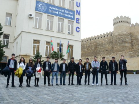 “UNEC-də bir gün” layihəsi abituriyentlərə dəstək olmaqda davam edir  