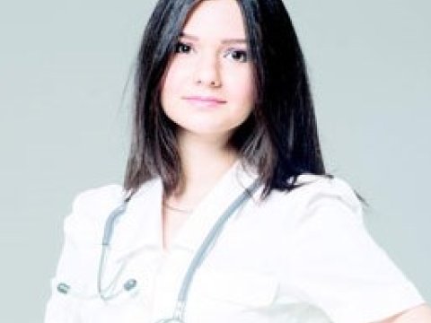 “İlk dəfə 700 bal toplayanlardan biri - şagirdimiz Nərgiz rus bölməsinin məzunudur” - ETİRAZ  