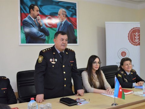Universitetdə narkomaniyaya qarşı maarifləndirmə