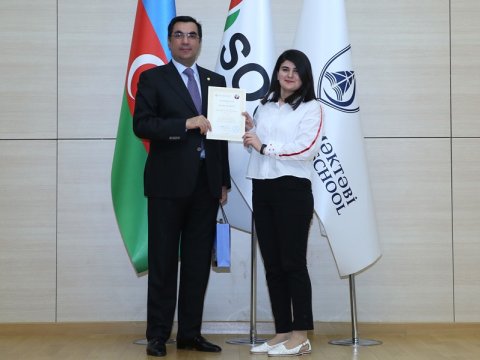 Bakı Ali Neft Məktəbində tələbə konfransları başa çatdı  