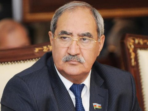 “Sinif yoldaşımı bıçaqlamışdım” - Fəzail Ağamalı