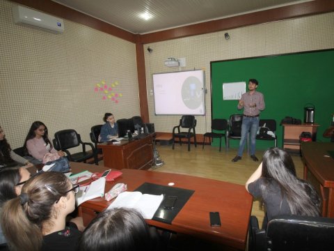 “Tələbədən tələbəyə” layihəsində radio jurnalistikasından danışılıb  