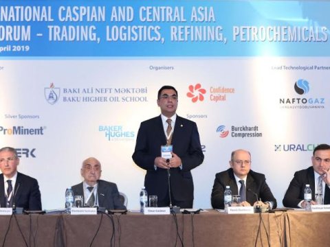 Bakı Ali Neft Məktəbinin təşkilatçılığı ilə SOCAR Forumu başladı    