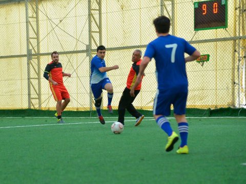 Təhsil işçiləri arasında futbol çempionatı keçirilir
