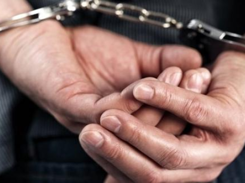 Bakıda orta məktəbdən oğurluq