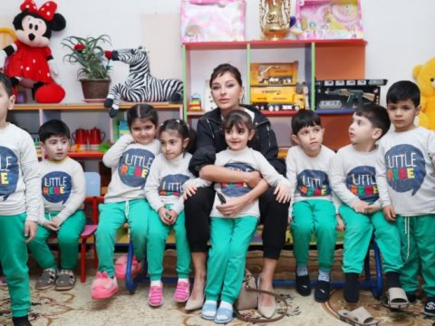 Mehriban Əliyeva Bakıdakı təhsil müəssisələrindəki şəraitlə tanış olub - FOTOLAR