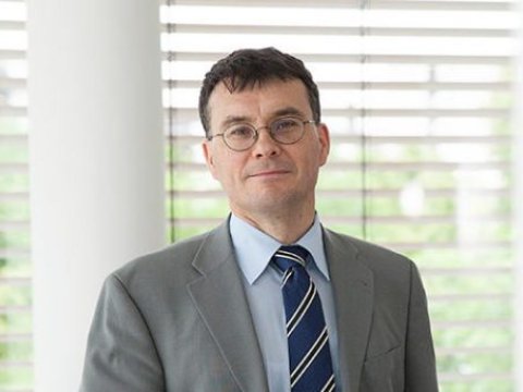 Nəsiminin şeir evində çoxlu otaq var - Mixael Hess