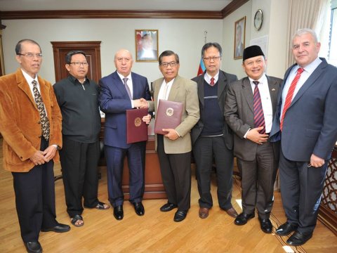 BMU İndoneziya universiteti ilə əməkdaşlıq müqaviləsi imzalayıb  
