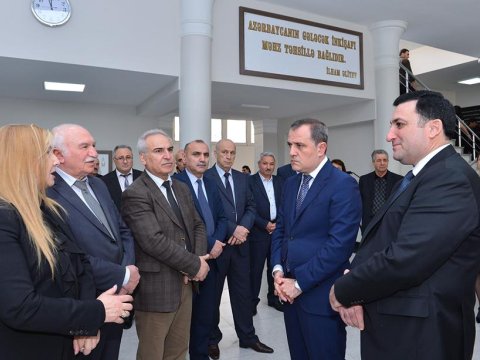 Əbədi tələbələrin mübarizlik dərsi - 