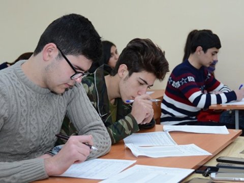 Başqalarının yerinə qəbul imtahanı vermək istəyənlər ifşa olundu-RƏSMİ