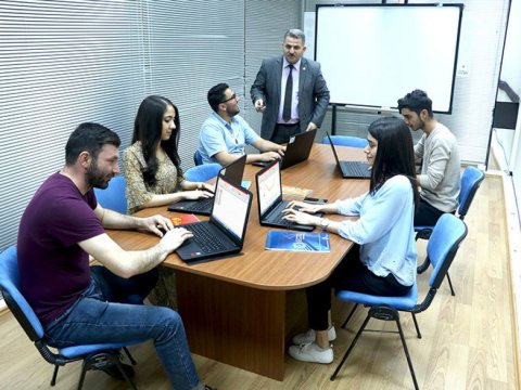 Tələbələrə beynəlxalq kompüter və dil sertifikatı veriləcək