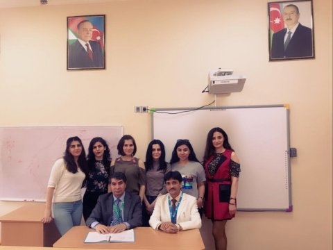 Hindistanlı professor BSU tələbəri ilə görüşdü