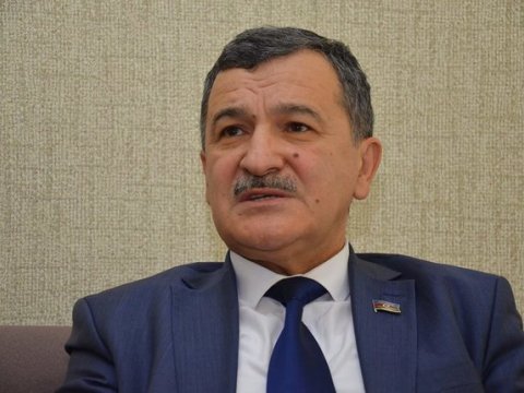 Universitetlərə qəbul asanlaşdırılmalıdır - Deputatdan təklif