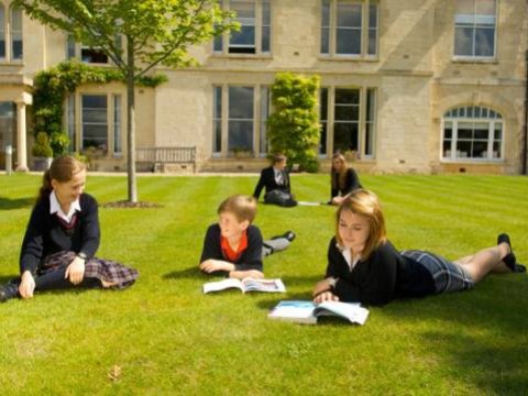 Dünyanın ən elitar məktəbləri – Sərt intizam, yüksək təhsil, baha qiymətlər