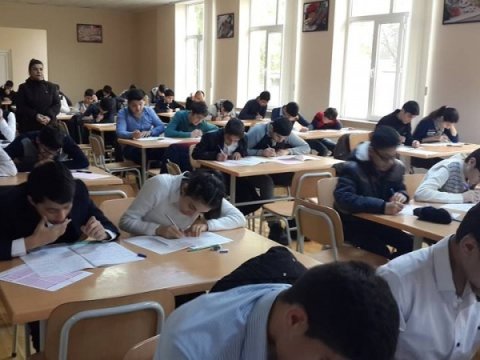 Dünən I və IV qruplar üzrə imtahan verən ən yaşlı və ən gənc abituriyent - Yaşları  
