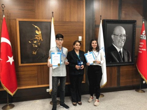 Məktəblilərimiz İstanbulda keçirilən beynəlxalq tədbirdə uğur qazanıblar