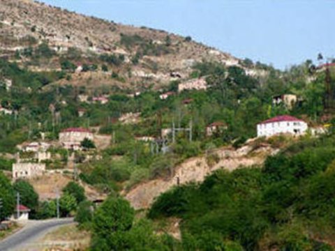 Laçınsızlığın 27 yaşı tamam oldu 