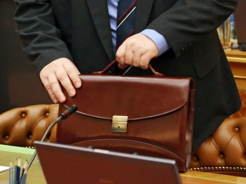 Hazırda prorektor, kafedra müdiri işləyən sabiq vəzifəlilər – Birinci yazı