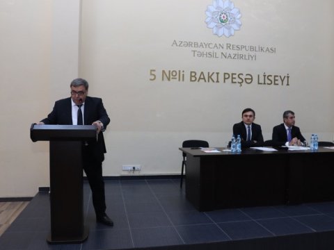 Peşə təhsili müəssisələrində cari vəziyyət və prioritetlər müzakirə olunub  