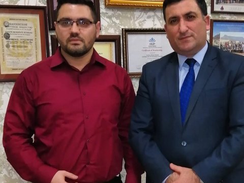 Elmdə ilkə imza atan rektor:  \