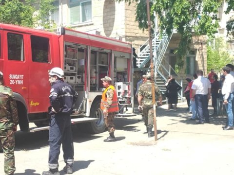 Sumqayıtda uşaq bağçası yandı - Uşaqlar təxliyə olundu