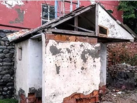 Azərbaycanda məktəb tualeti adı ilə yayılan fotolar yalan çıxdı - FOTO