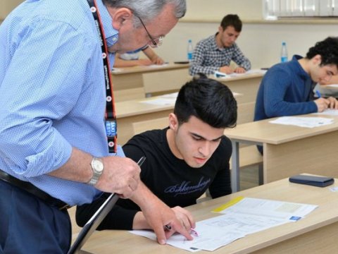 Yay qəbul imtahanlarına tələb olunan məbləğ - Rəsmi 