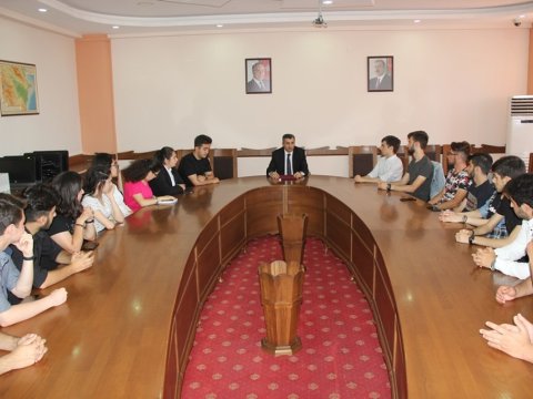 BMU-nun prorektoruTələbə Gənclər Təşkilatının İdarə Heyətinin üzvləri ilə görüşüb  