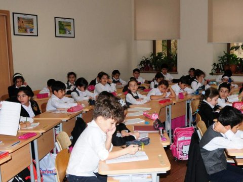 İbtidai təhsil pilləsində şagird nailiyyətlərinin inkişafına məktəbəhazırlığın təsiri