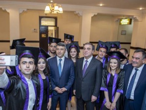  Universitetdə Məzun Günü və “Məzun 2019” yarmarkası keçirilib 