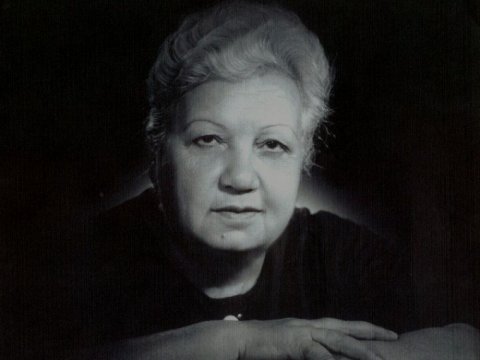    Azərbaycan rəssamlığında ilkə imza atan qadın-Təhsil yolu   