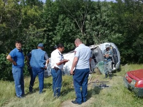 Qarabağda məktəbliləri ekskursiyaya aparan avtobus qəzaya düşdü