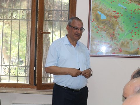 BMU-nun professorunun təşəbbüsü ilə planetlərdən birinə İmadəddin Nəsiminin adı verilib 