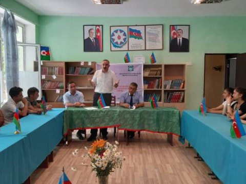 Şagirdlər elm sahəsinə təşviq edilir - FOTO