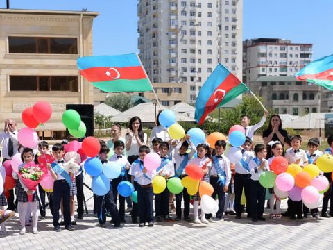“Müəllimlər şagirdlərin parodiyasından inciyirlər, amma bizi də yamsılaya bilərlər” –“Son zəng” direktorların gözü ilə  