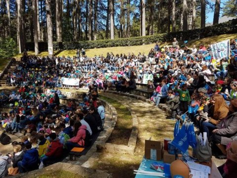 UNİSEF: İtaliyada 1,2 milyon kimsəsiz və yoxsul uşaq var