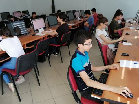 Beynəlxalq İnformatika Olimpiadasında ölkəmizi təmsil edəcək komandalar müəyyənləşib