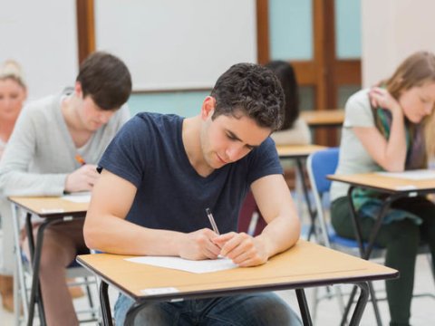 Qəbul imtahanına qatılan subbakalavr universitetə imtahansız qəbulda iştirak edə bilər? - RƏSMİ