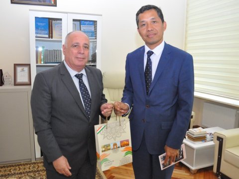 Hindistan səfiri LDU-da olub  