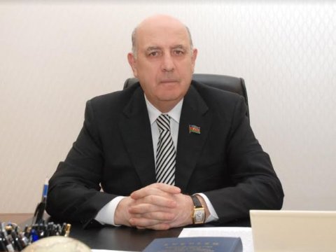 AMEA-da Karyaginə görə simpozium keçirildi  