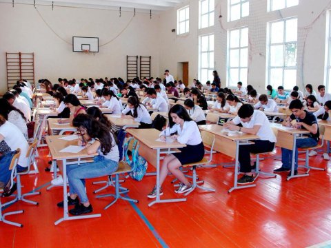 Məktəbi “5”lə bitirən məzunların yalnız 52.03 faizi attestat qiymətlərini doğruldub