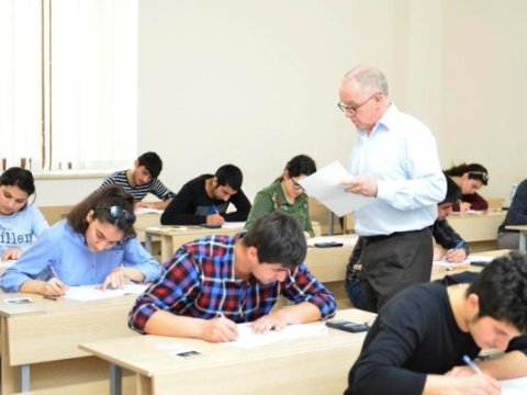 Qəbul imtahanlarında oğlanların 28.8, qızların isə 18.6 faizi 0-100 arası bal toplayıb