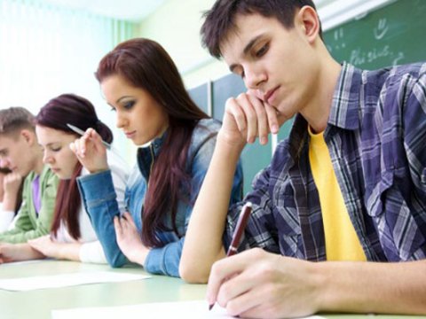 4 mindən çox subbakalvr ərizəsini təsdiqlədi