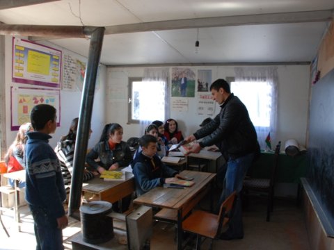 Kənd məktəblərini bitirənlərin 81 faizi təhsillərini davam etdirmir  