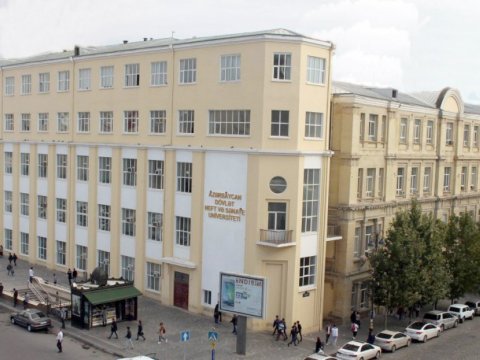 Universitetdən 410 tələbənin diplom almamasına reaksiya: “Tələblərə cavab verməyiblər, lakin…”