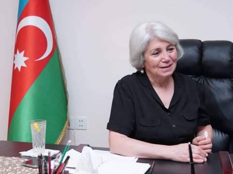 Bir neçə ailəni qovuşduran direktor: “Şagird  evində demədiyi sirri psixoloqumuza danışır” - Müsahibə