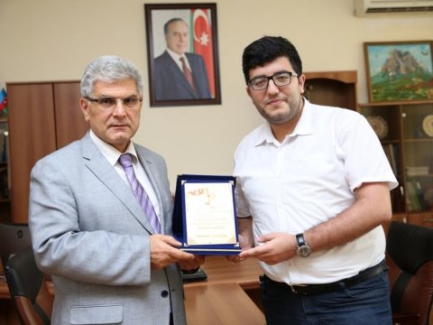 Universitet rektoru “Tələbələrin dostu” mükafatına layiq görüldü
