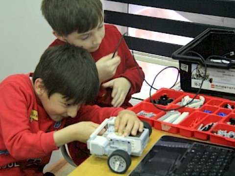 STEM təhsilə tələbat artır