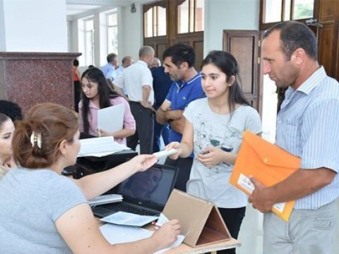 Gələcək tələbələrin universitetlərə qeydiyyat tarixləri açıqlandı   